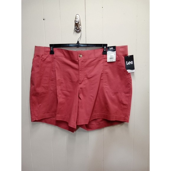 Lee Womens Midrise Bermuda Regular Fit Rose Garden Shorts (Size 24W) Nwt - Picture 3 of 16